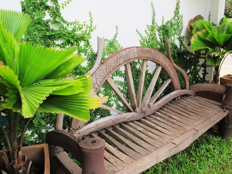 Av Hotel Vientiane Dış mekan fotoğraf
