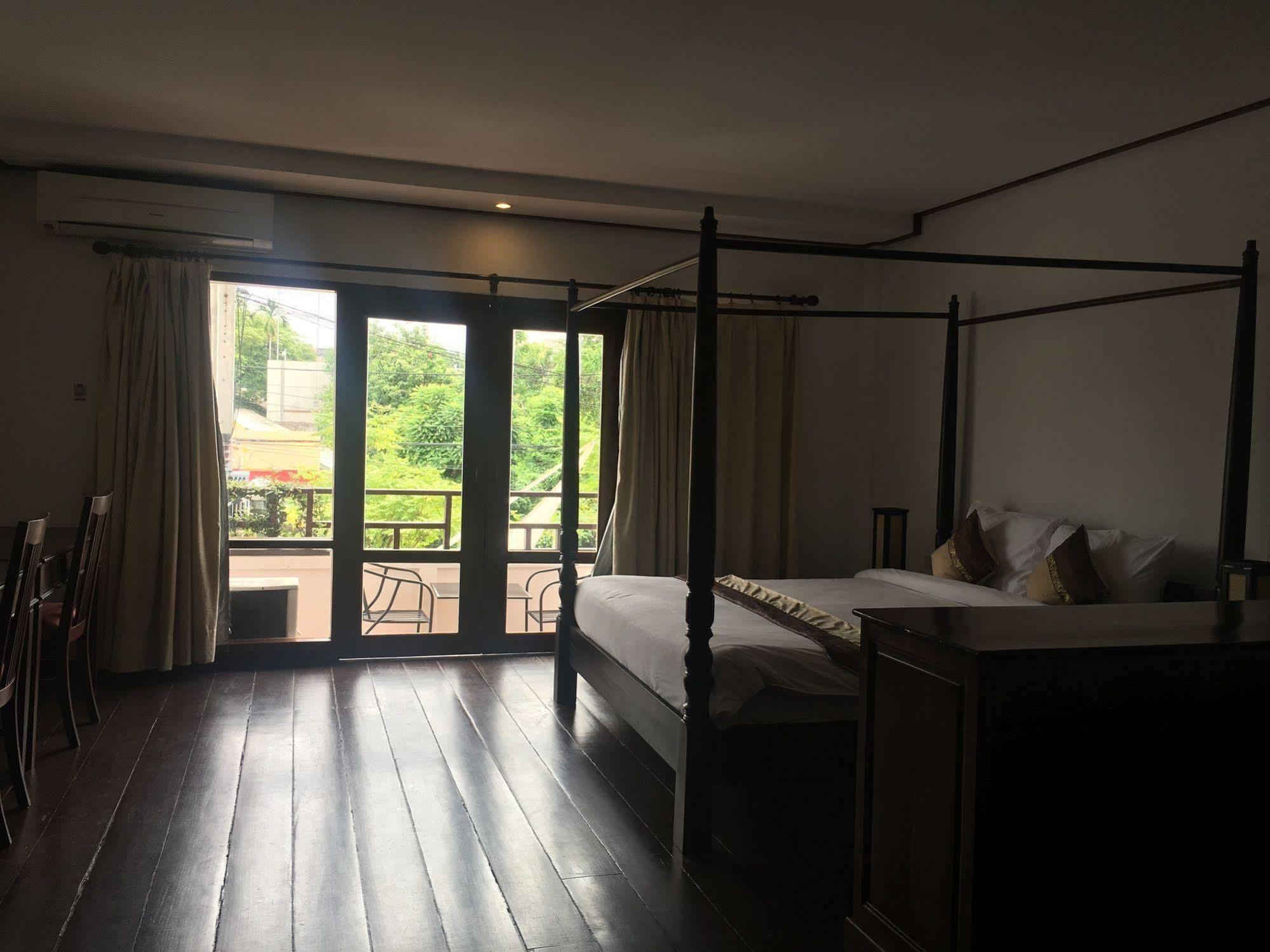 Av Hotel Vientiane Dış mekan fotoğraf