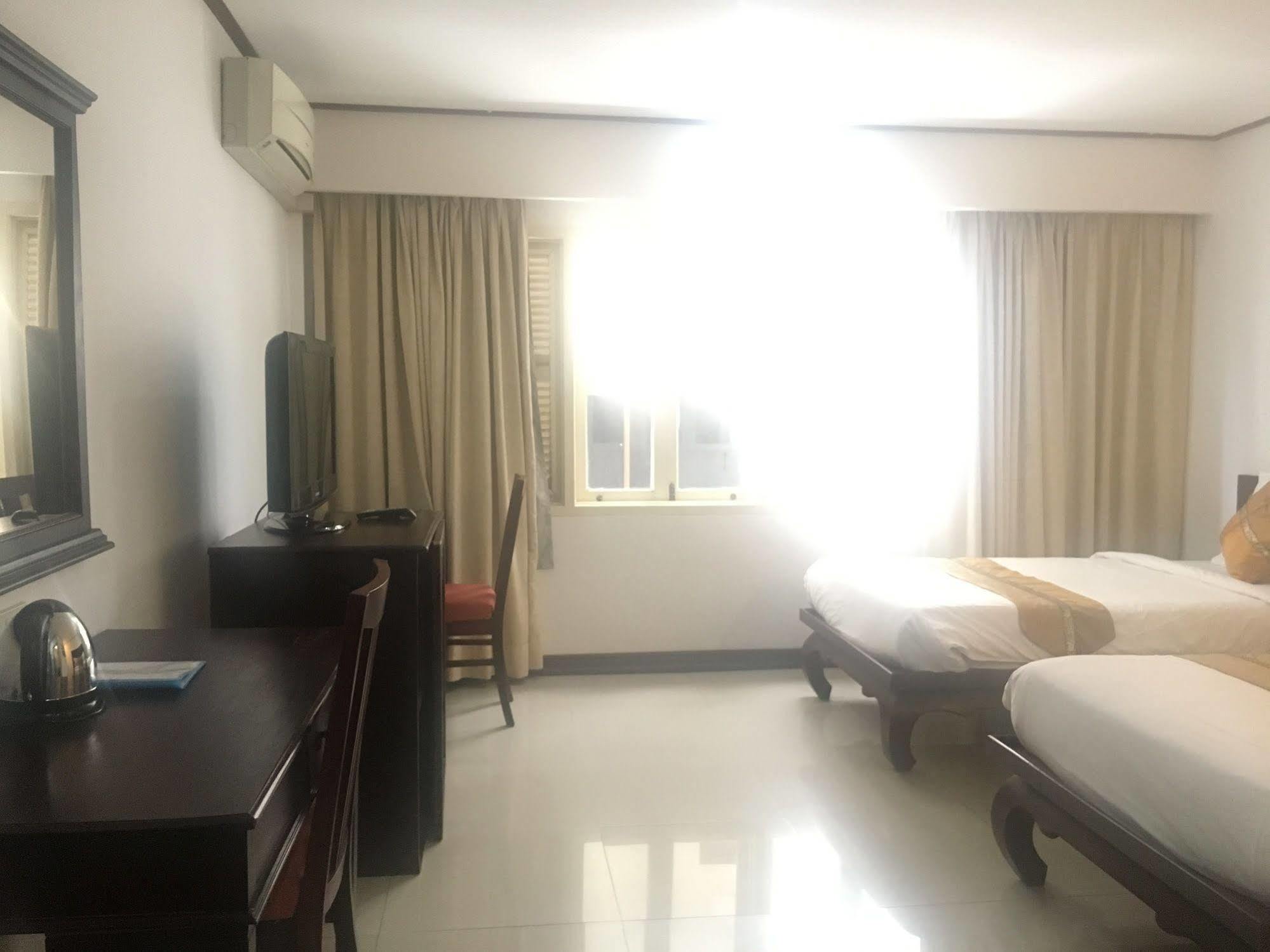 Av Hotel Vientiane Dış mekan fotoğraf